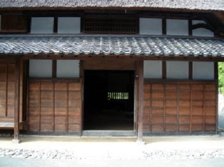 大戸は主屋の出入口です